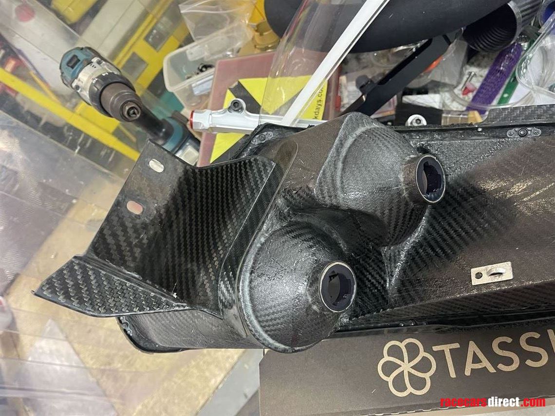 nismo-gt3-carbon-headlights