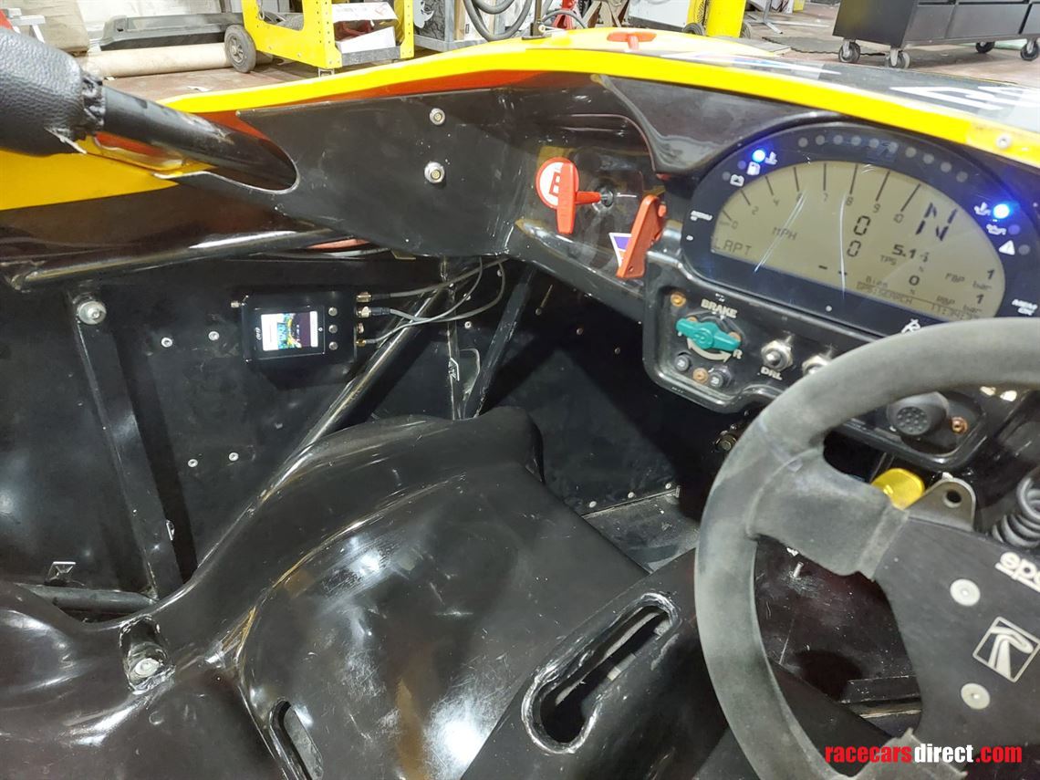 radical-sr1-2018-race-or-track-car-gleaming