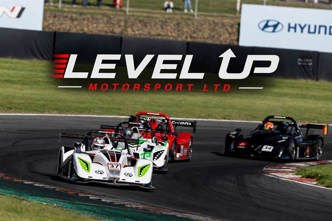 radical-sr1-xxr-arrive-and-drive-this-car