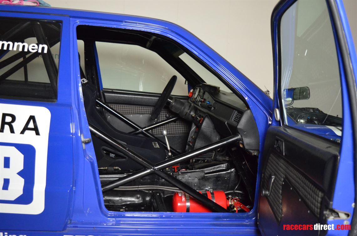 1988-1989-mercedes-benz-190e-25l-evo1