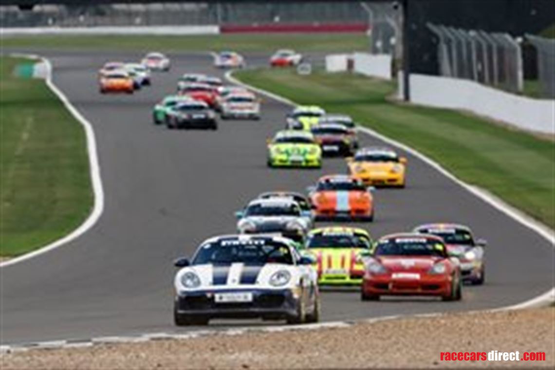 race-winning-pcgb-am-class-porsche-boxster-s