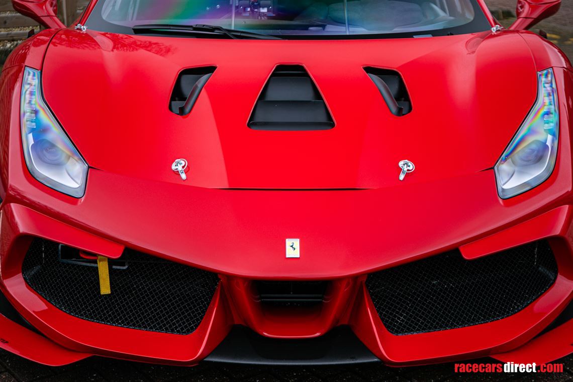 2023-ferrari-488-challenge-evo