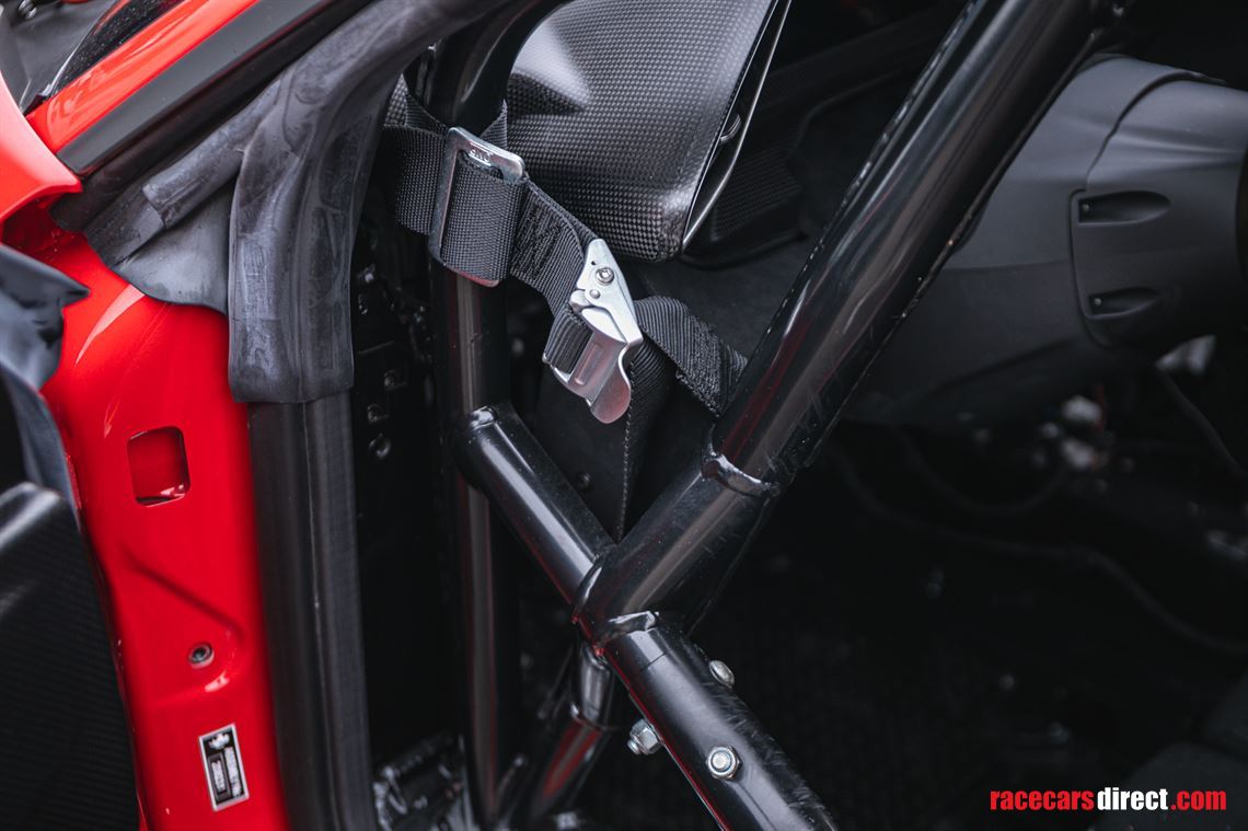 2023-ferrari-488-challenge-evo