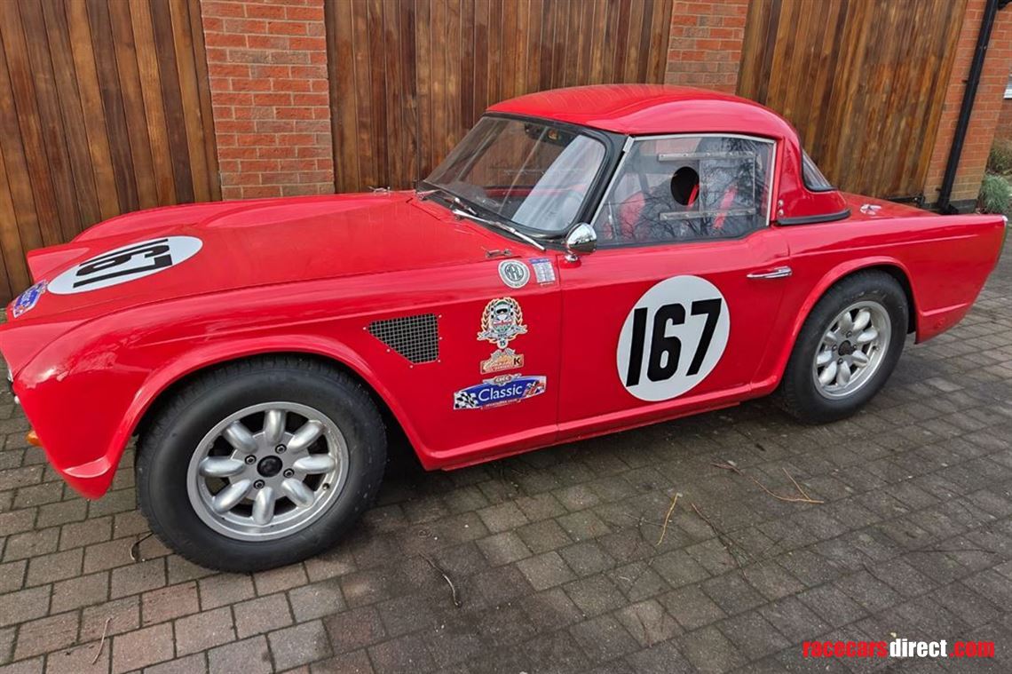 1963-triumph-tr4-competition-car