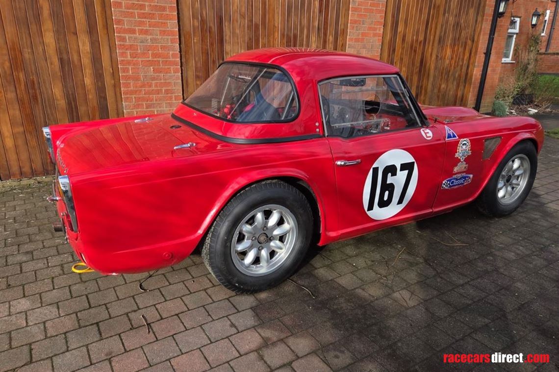 1963-triumph-tr4-competition-car