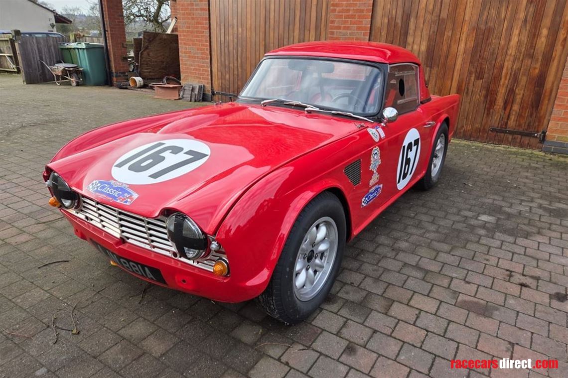 1963-triumph-tr4-competition-car