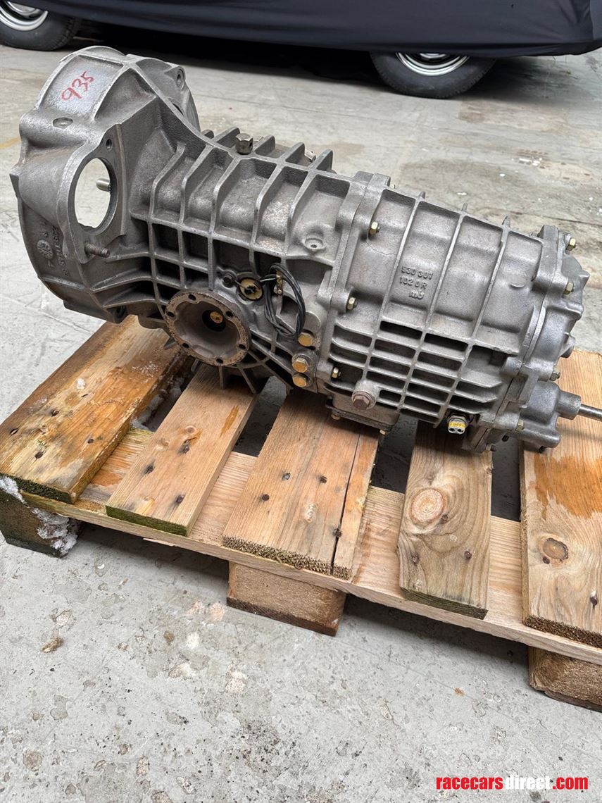 930935-gearbox