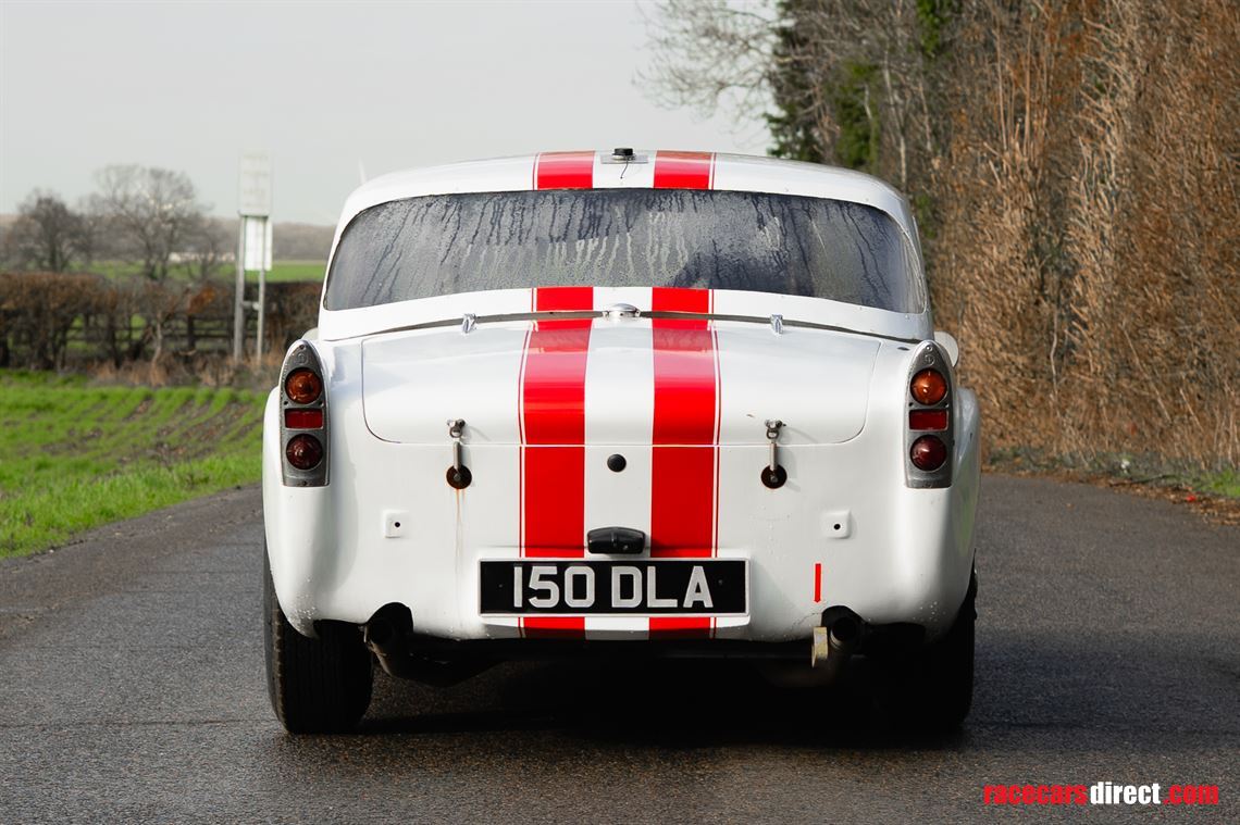 1961-daimler-sp250-dart-v8-roadster-with-hard