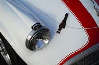 1961-daimler-sp250-dart-v8-roadster-with-hard