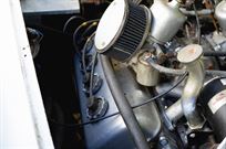 1961-daimler-sp250-dart-v8-roadster-with-hard