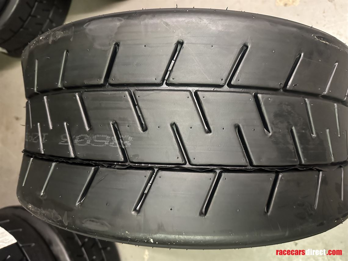 cooper-avon-acb11-rallycross-22564018-tyres-n