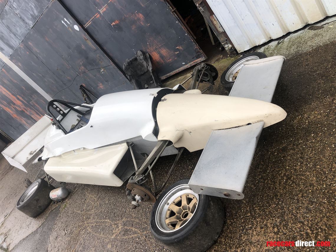 van-dieman-formula-miragef2000fforward--