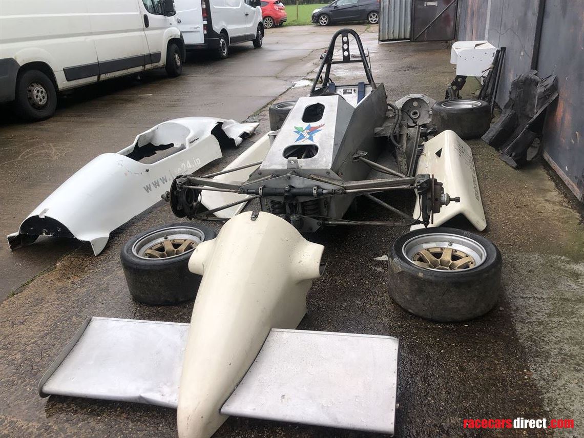 van-dieman-formula-miragef2000fforward--