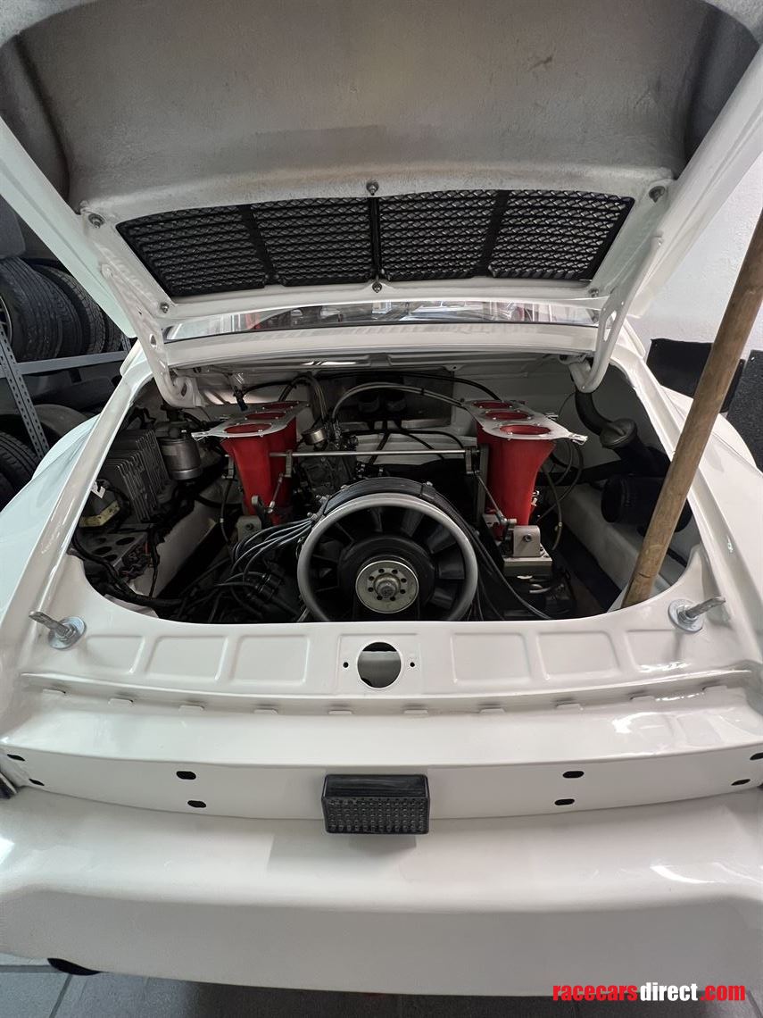 winner-porsche-911-irocrsr