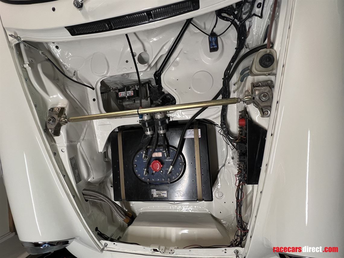 winner-porsche-911-irocrsr