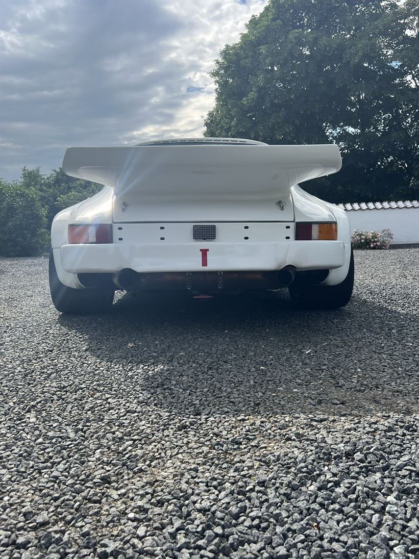 porsche-911-30-iroc-rsr-fia-historic