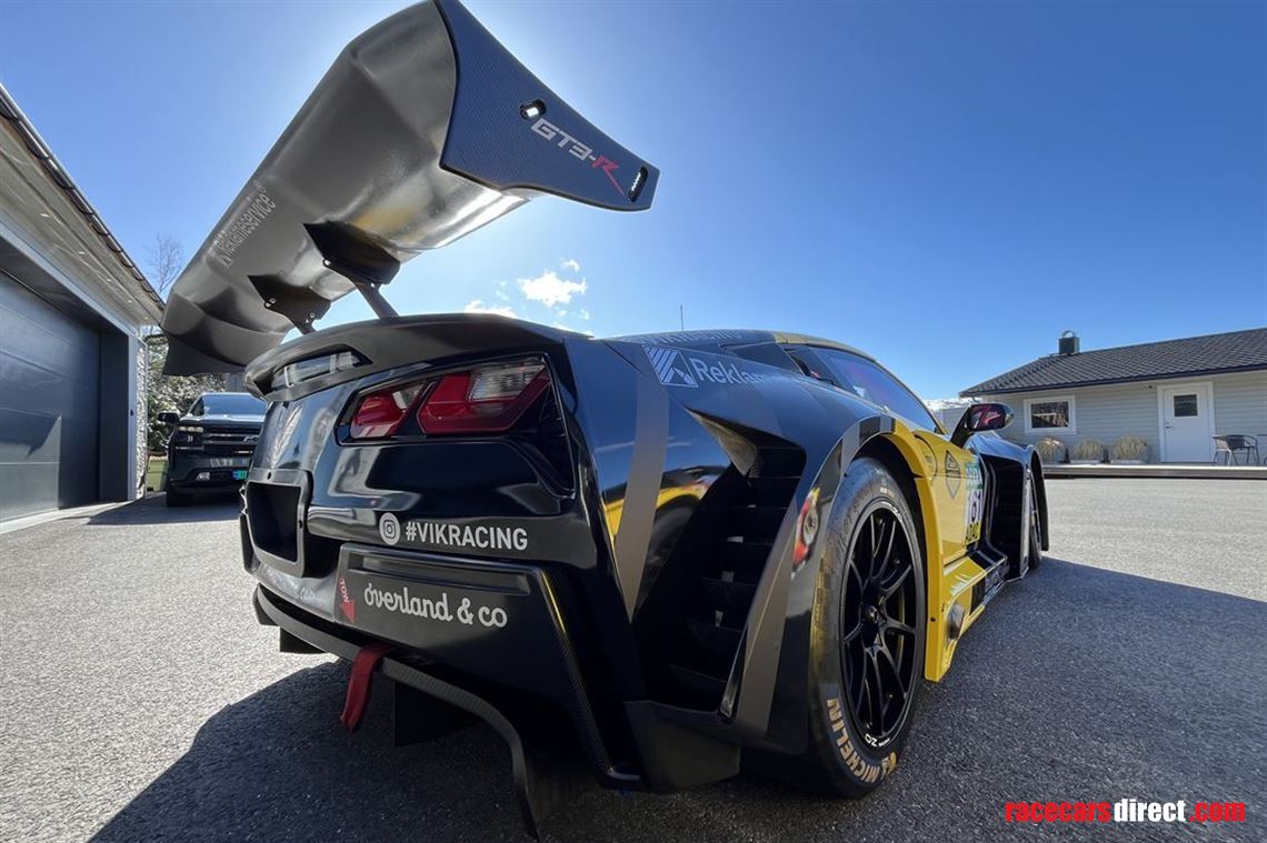 2018-callaway-corvette-c7-gt3-r