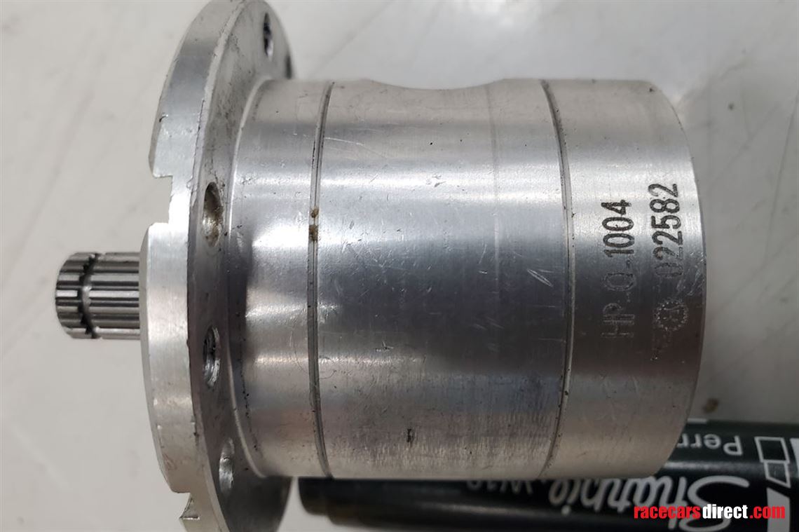 hewland-dgb-oil-pump