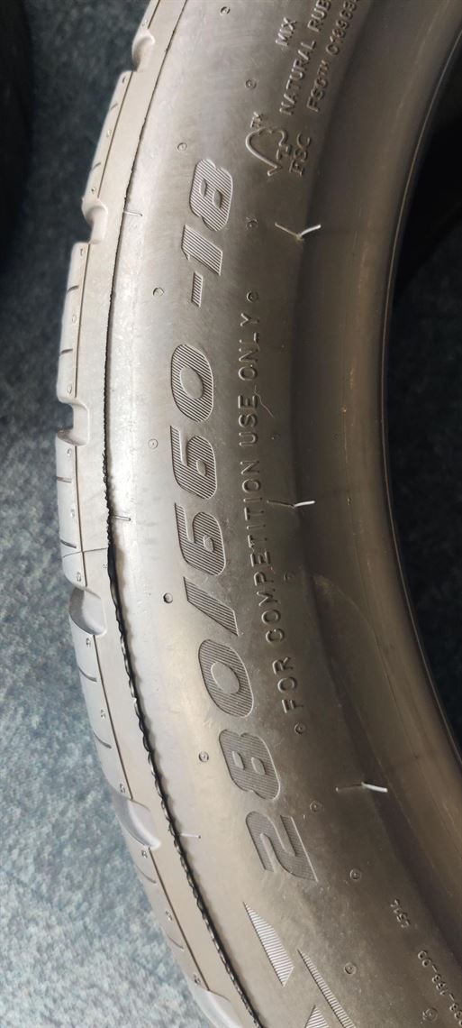 pirelli-wets-280660-18-rainwhb-motorsport-tyr