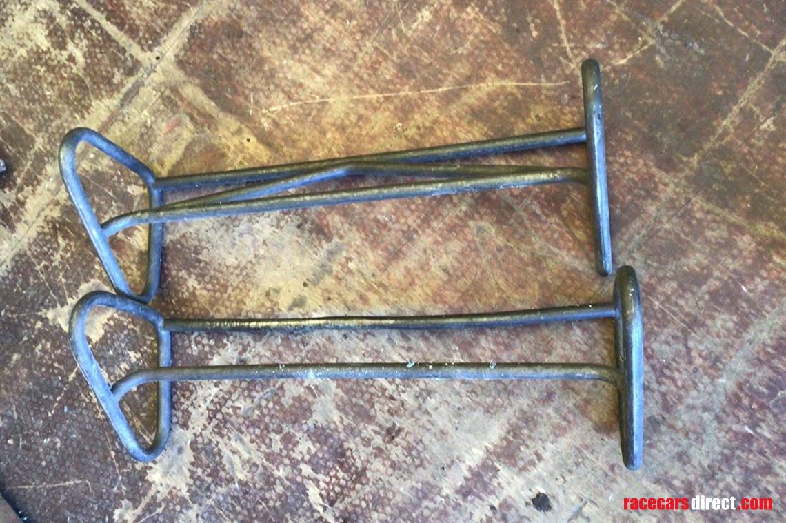 steel-tubular-low-chassis-stands-top-quality