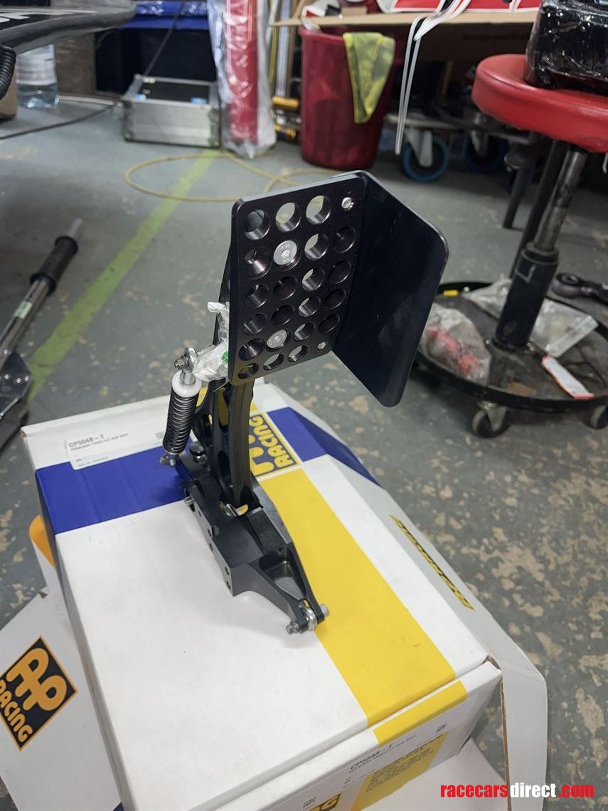 sliding-reversed-pull-throttle-pedal-assembly