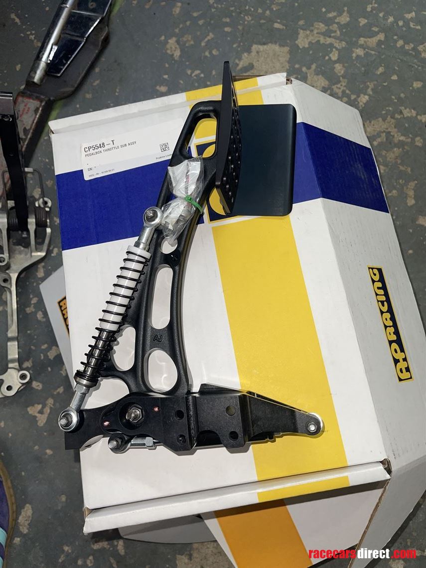 sliding-reversed-pull-throttle-pedal-assembly