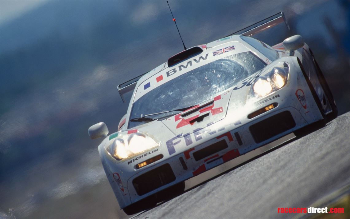 mclaren-f1-gtr