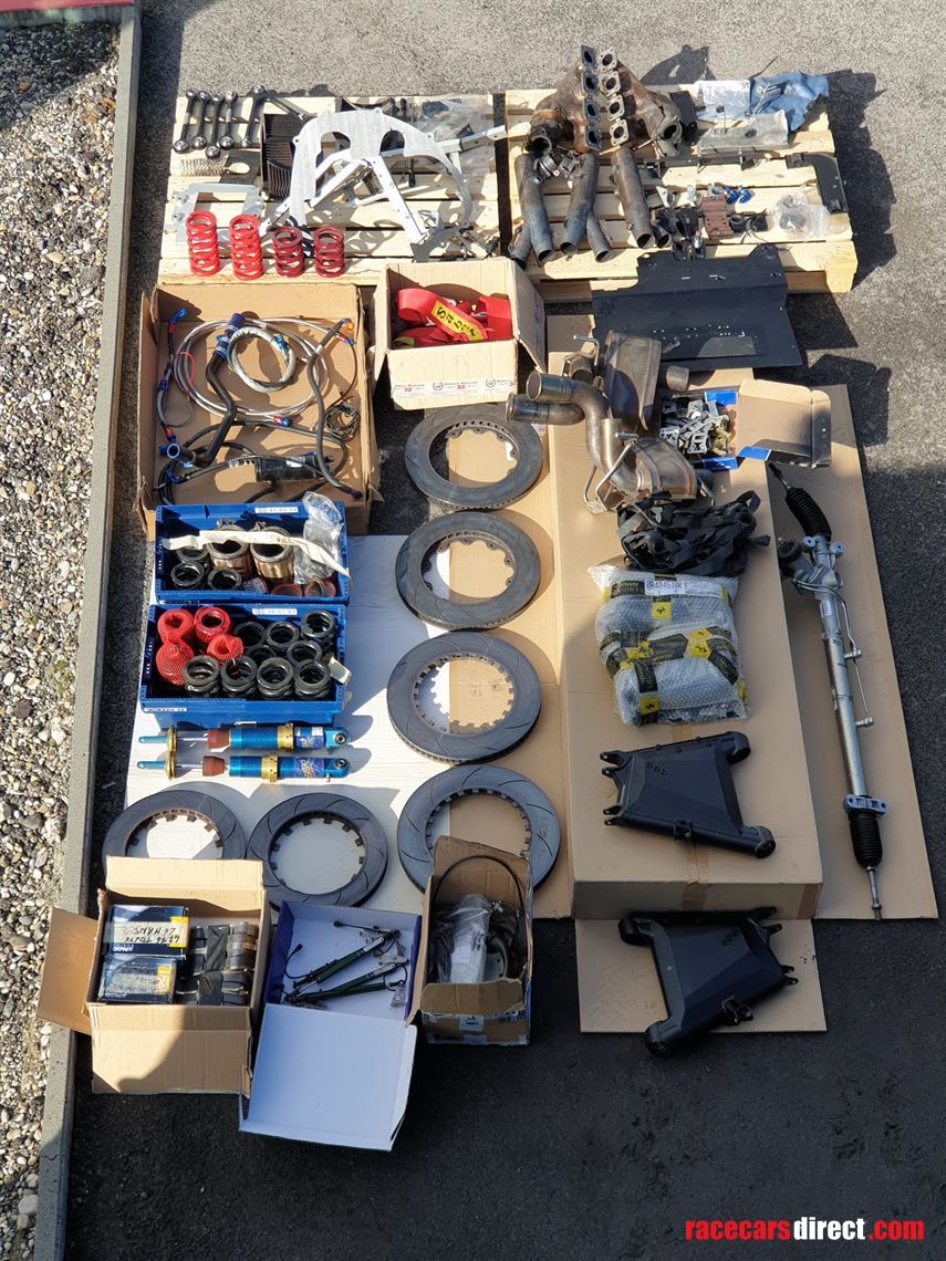 ferrari-spare-parts-used