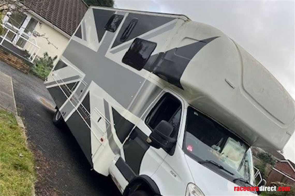 iveco-race-transporter-motorhome