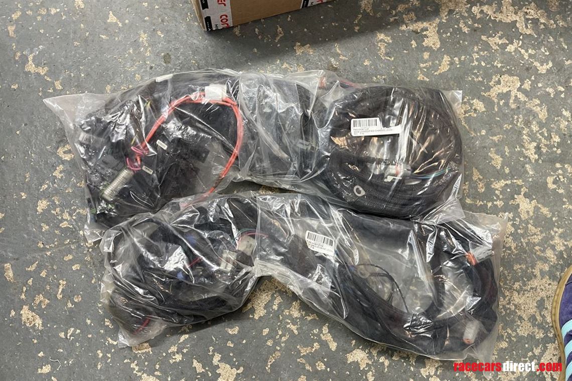 sc09-chassis-engine-looms