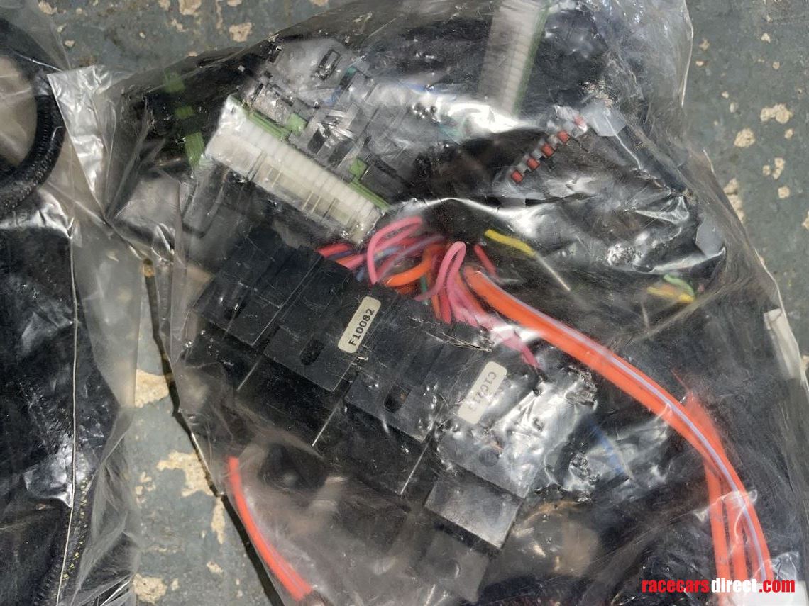 sc09-chassis-engine-looms