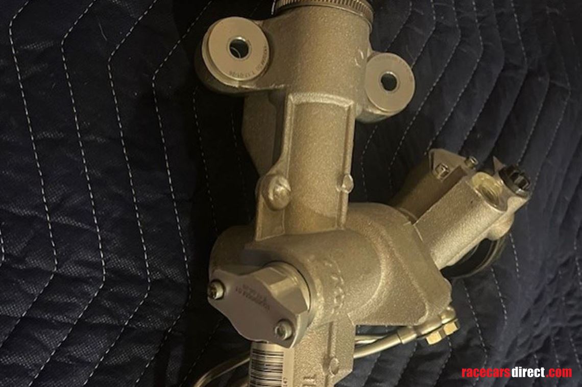 ferrari-488-gt3-steering-rack-box