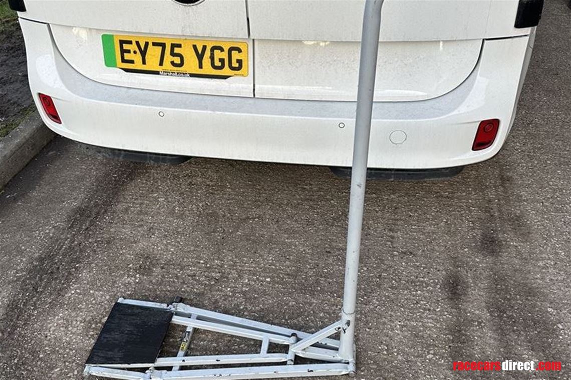 bg-racing-short-quick-lift-jack