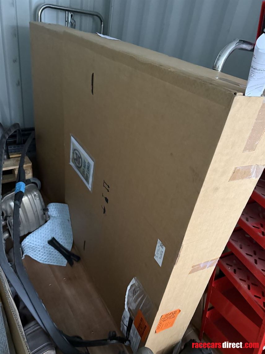 9912-gt3-r-gt2-rs-cs-9911-gt3-cup-gt4-rs-cs