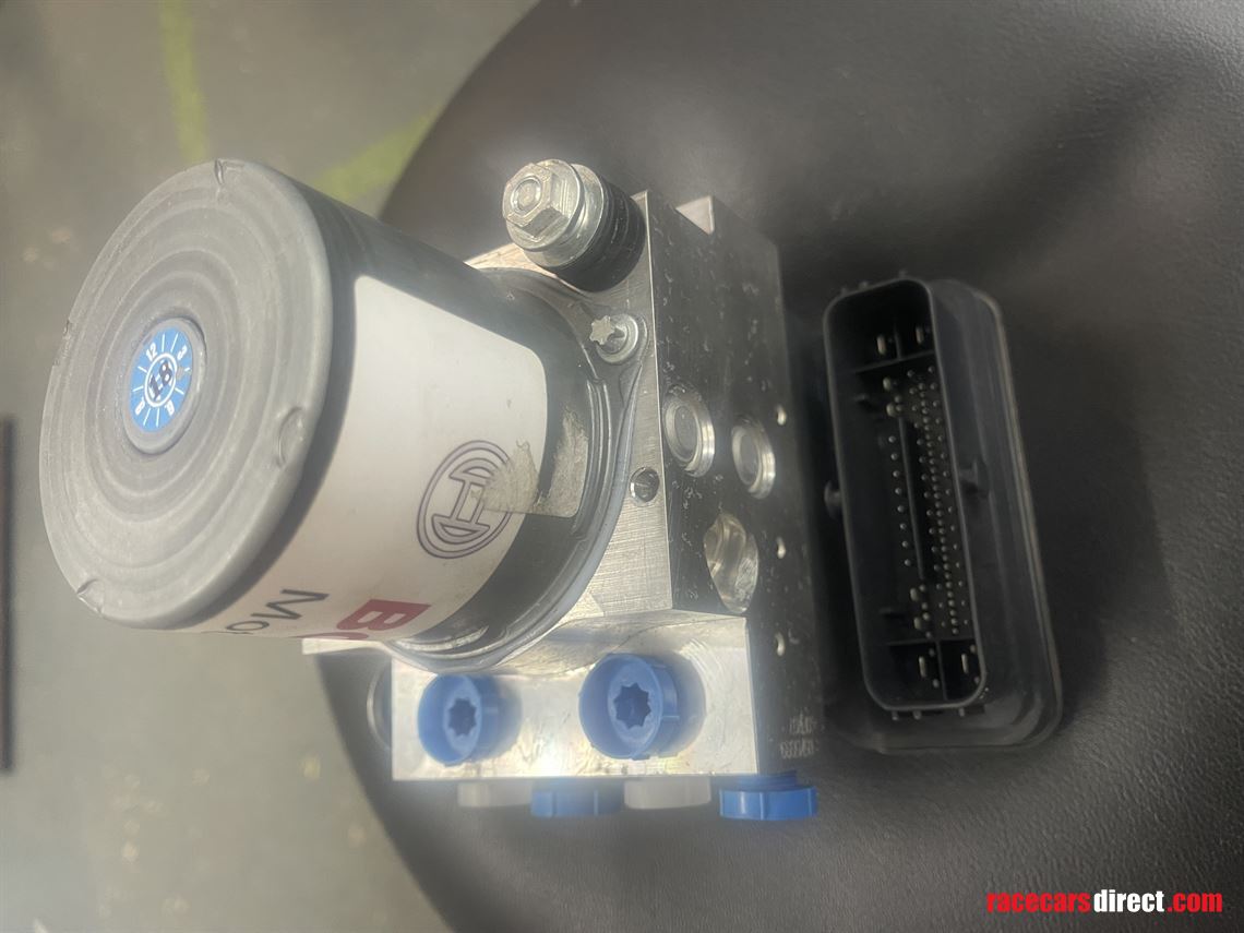 bosch-motorsport-abs-pump