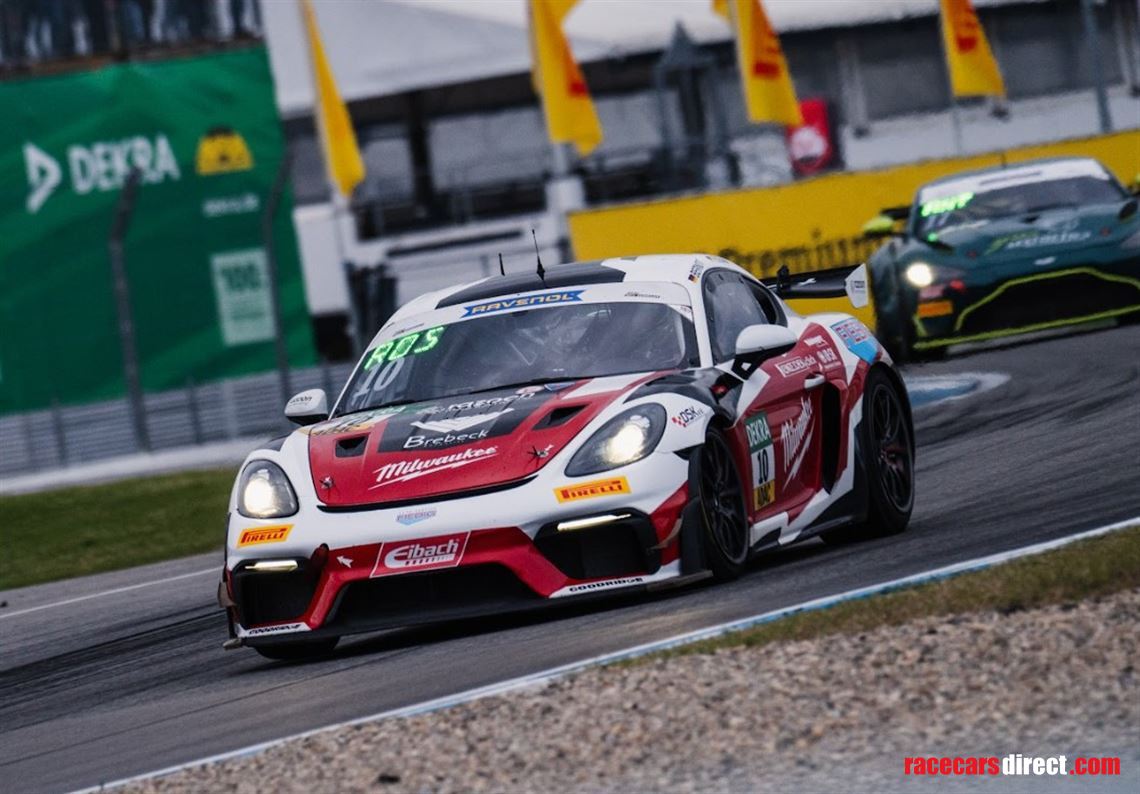 drivers-seat-available-for-adac-gt4-germany