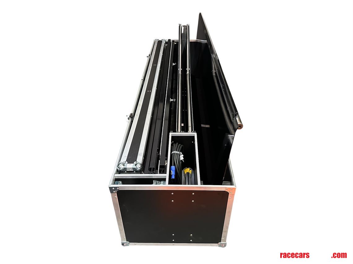 4-x-24-smart-tv-pit-perch-with-flight-case