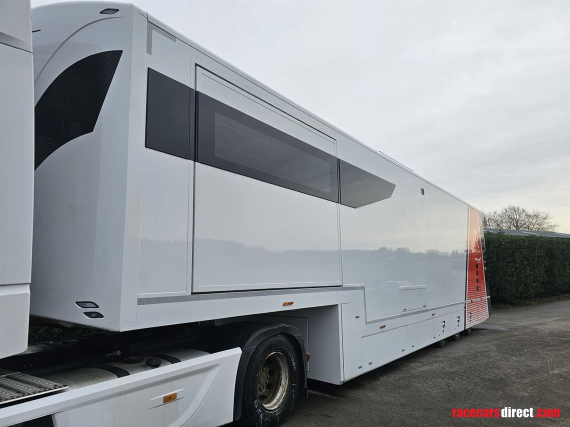 high-spec-2023-renegade-triple-slide-out-tran