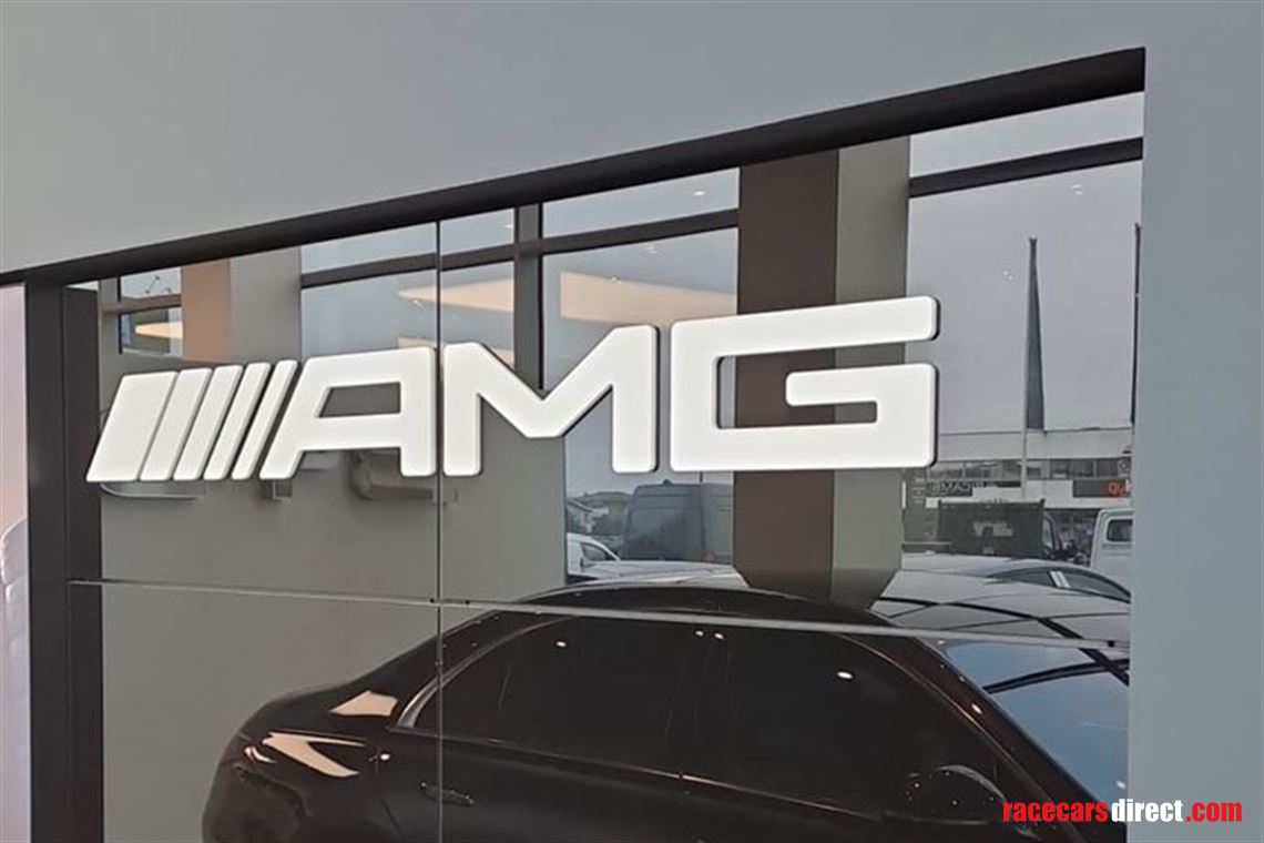 mercedes-amg-sign-set