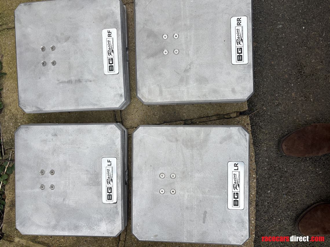 bg-racing-clubman-corner-weight-scales