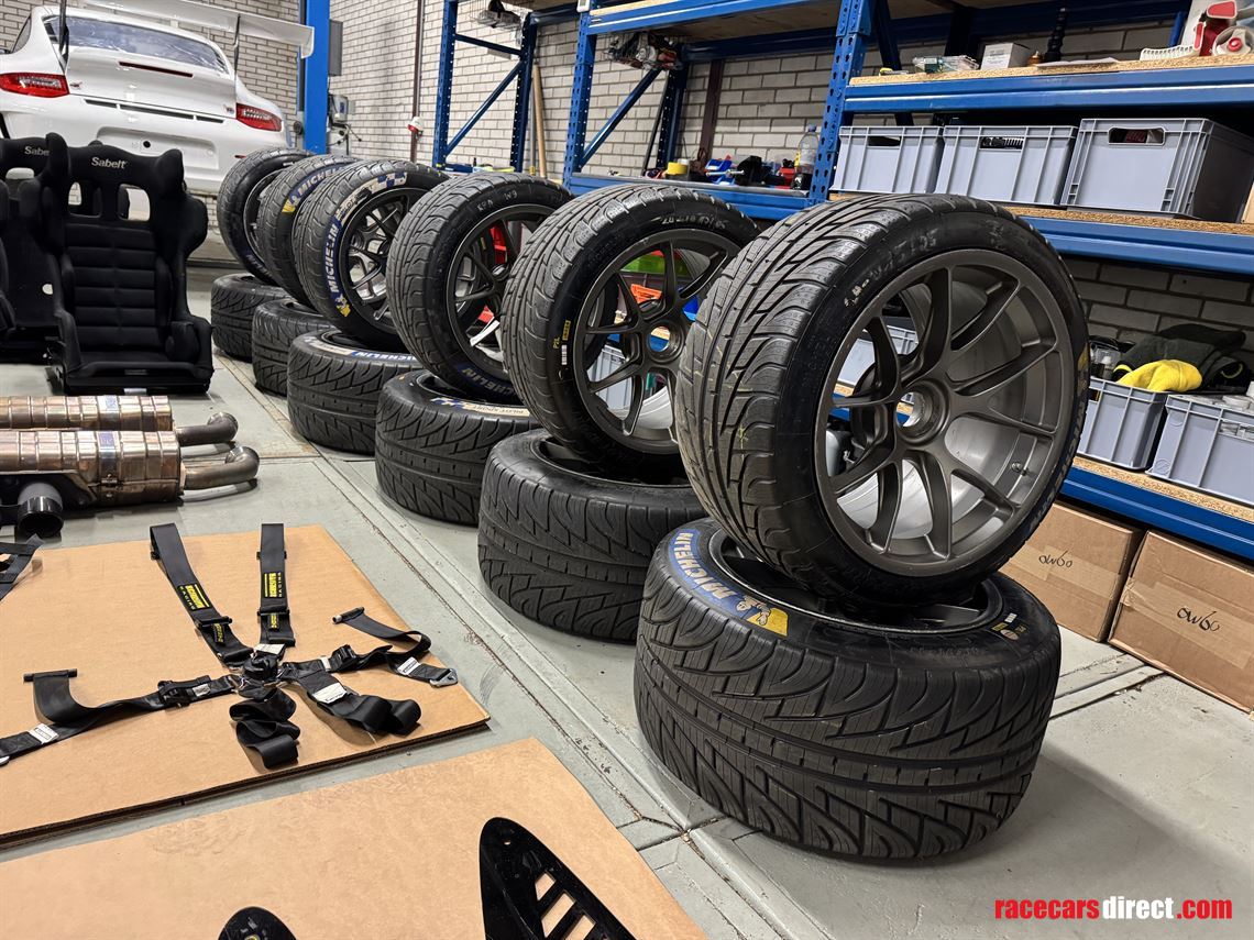 porsche-992-gt3-cup-parts-various