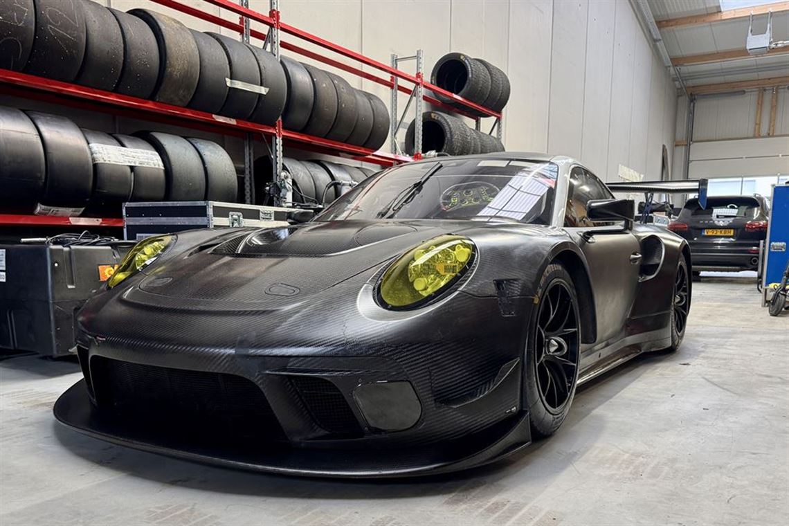 porsche-9912-gt3-r---brake-calipers