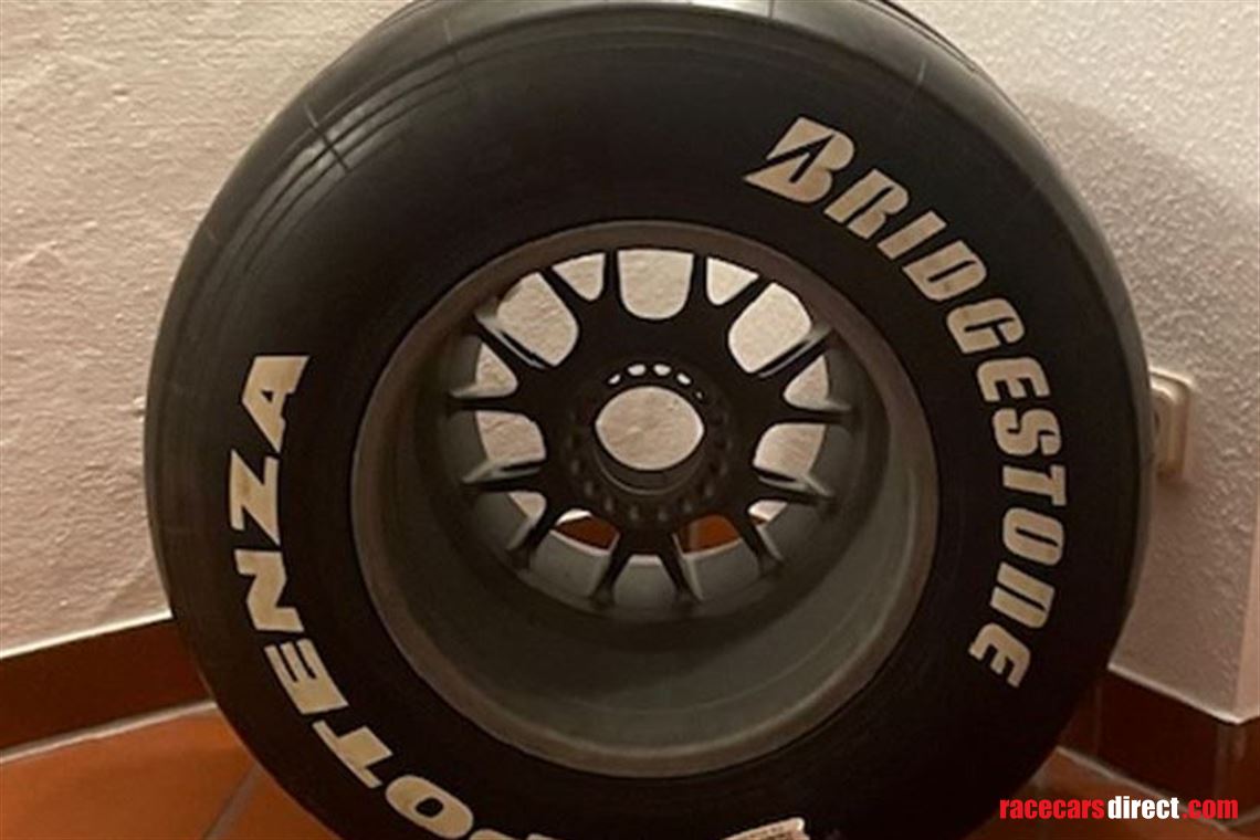 ferrari-formula-1-f2003ga-rear-wheel-bbs-rim