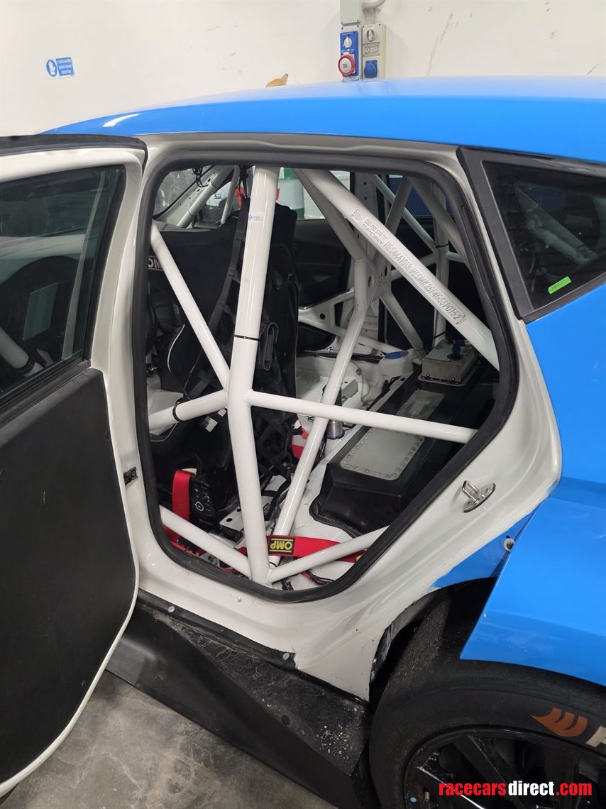 2-cupra-tcr-dsg-cars-for-sale