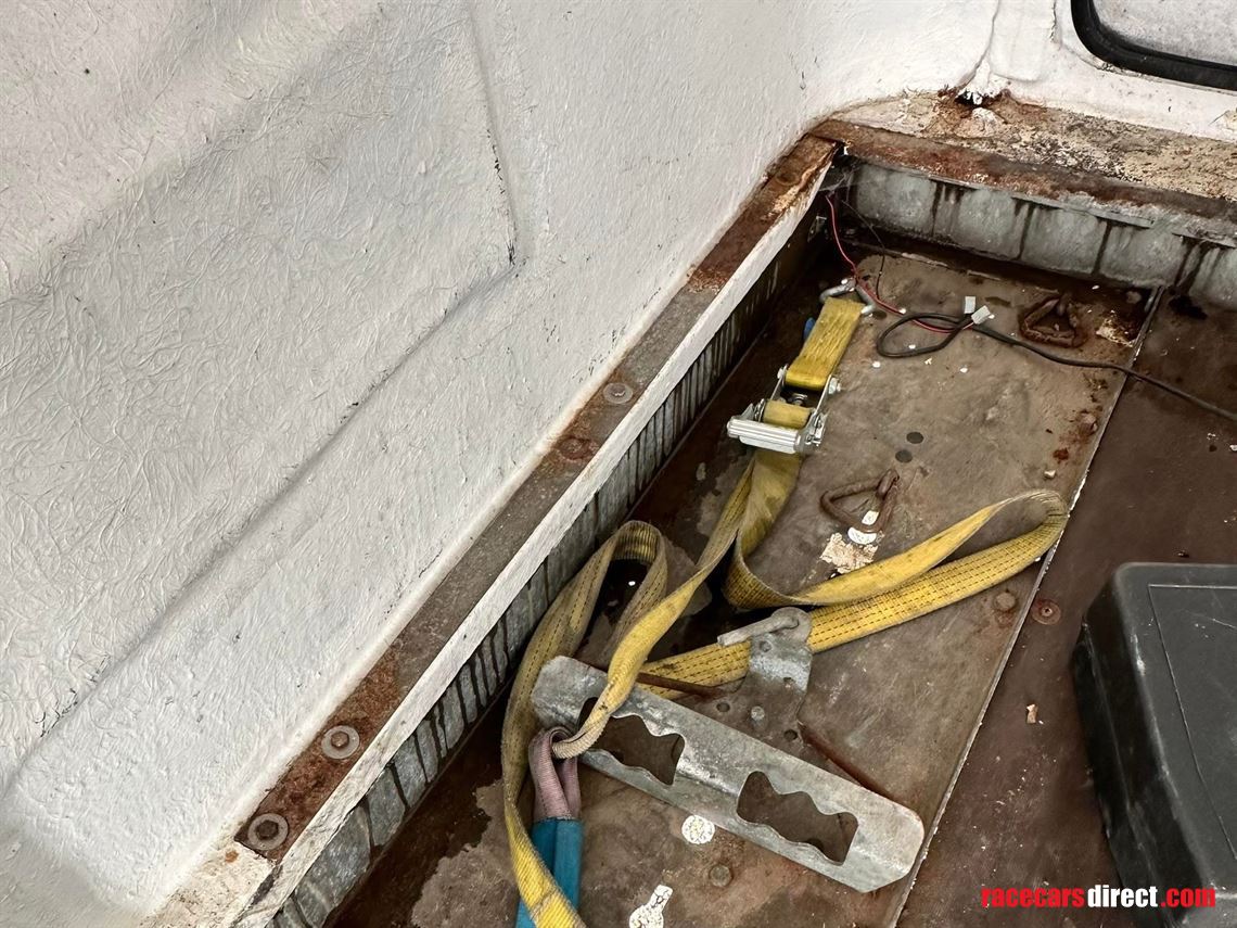 brian-james-covered-race-transporter---twin-a