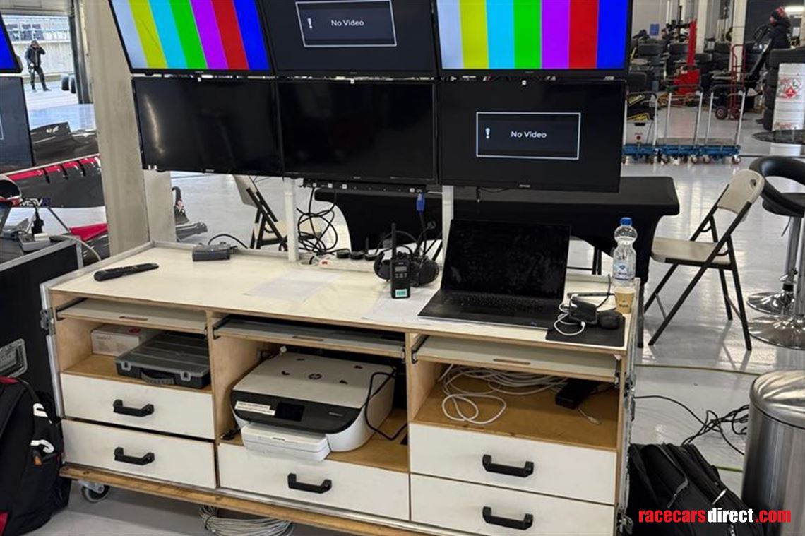 2-x-caseliner-data-stations