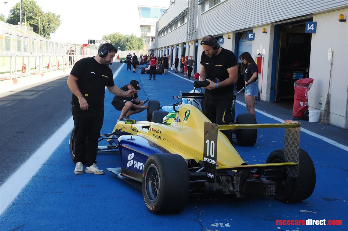 2018-tatuus-f4-t014---ex-campos-racing---chas