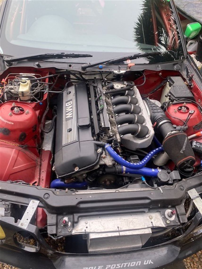 28-bmw-compact-m-spec