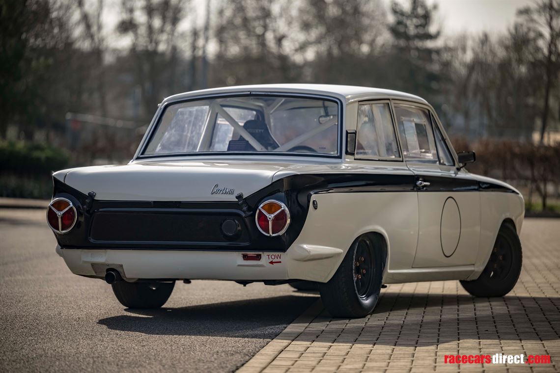 1966-ford-lotus-cortina-mki