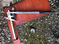 ada-corner-weight-gauge